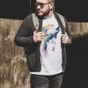 Тениска с жена с вълк Тениска с жена с вълк, акварел от художника Славейка Аладжова