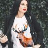 Унисекс Тениска с елен Тениска с елен, акварел от художника Славейка Аладжова