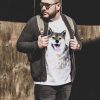 Тениска с черен шиба ину, акварел от художника Славейка Аладжова