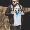 Тениска с овен, акварел от художника Славейка Аладжова